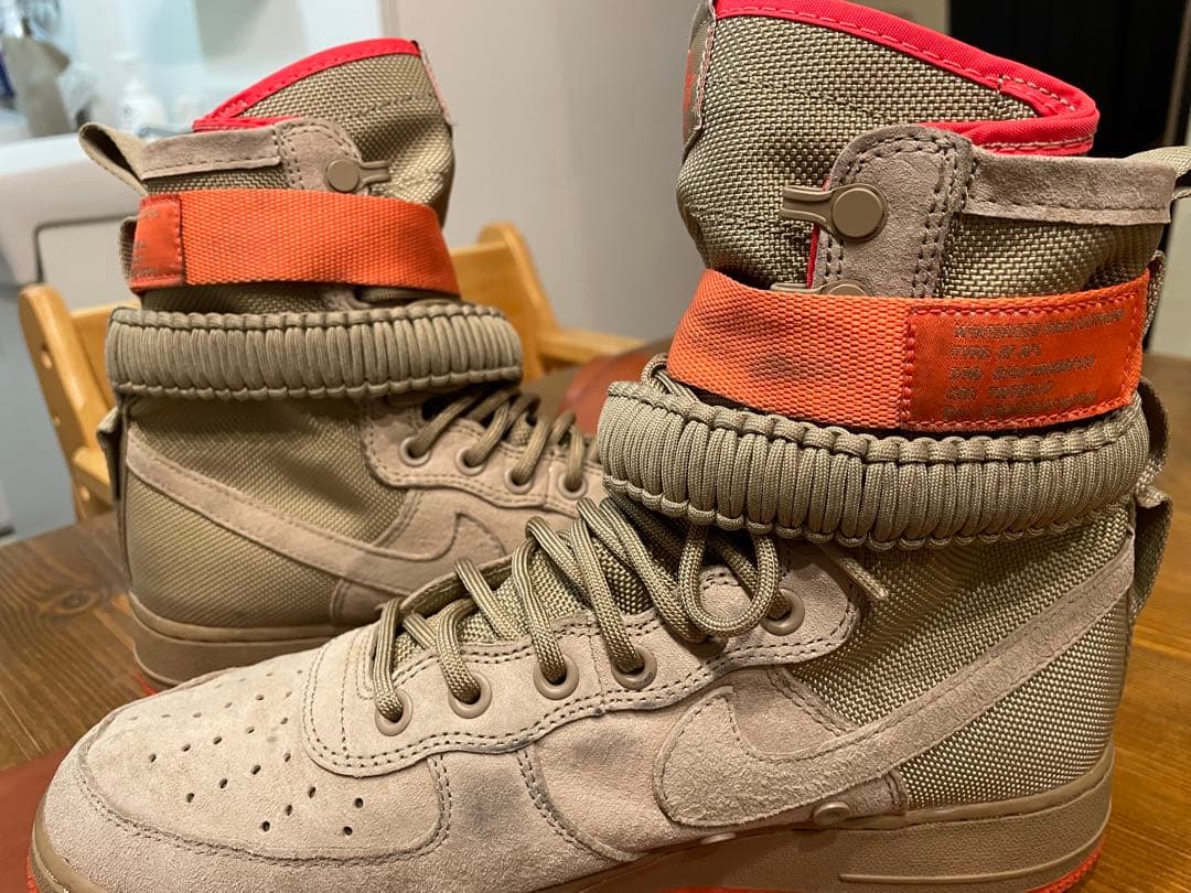 ナイン　Nike スペシャルフィールドAir Force 1