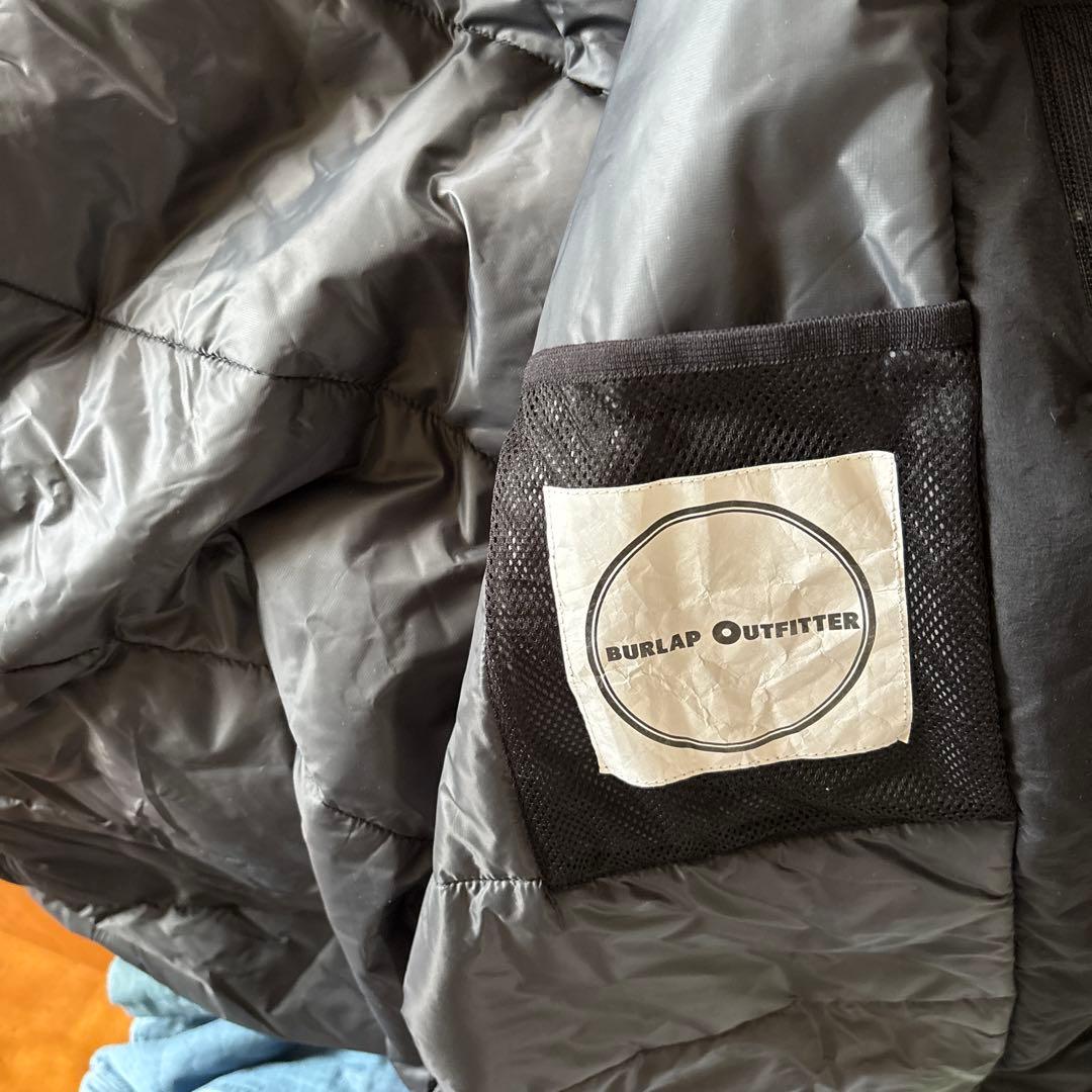 ネイタルデザイン　ファー付きブラックベンチコート