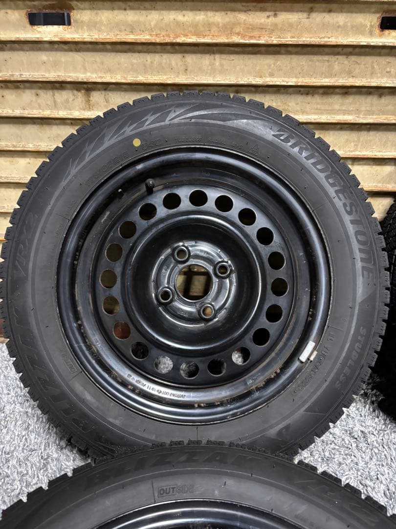 ブリザック VRX2 スタッドレス 鉄ホイール 175/65R15 2022年
