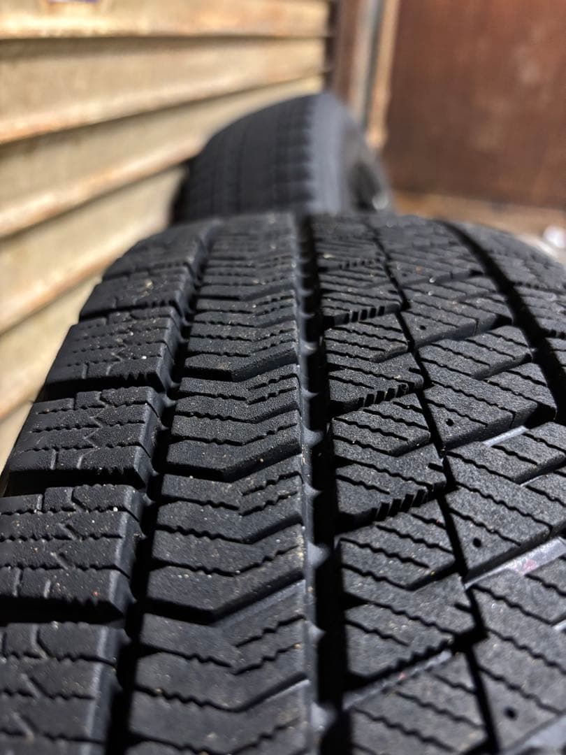 ブリザック VRX2 スタッドレス 鉄ホイール 175/65R15 2022年