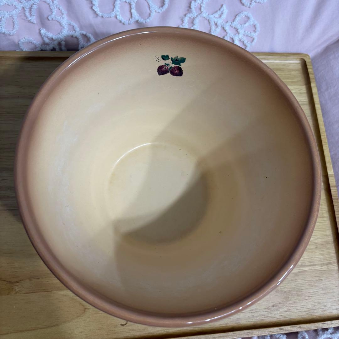 イマン　imane いちご　ストロベリー　アンティーク　レトロ　ホーローボウル
