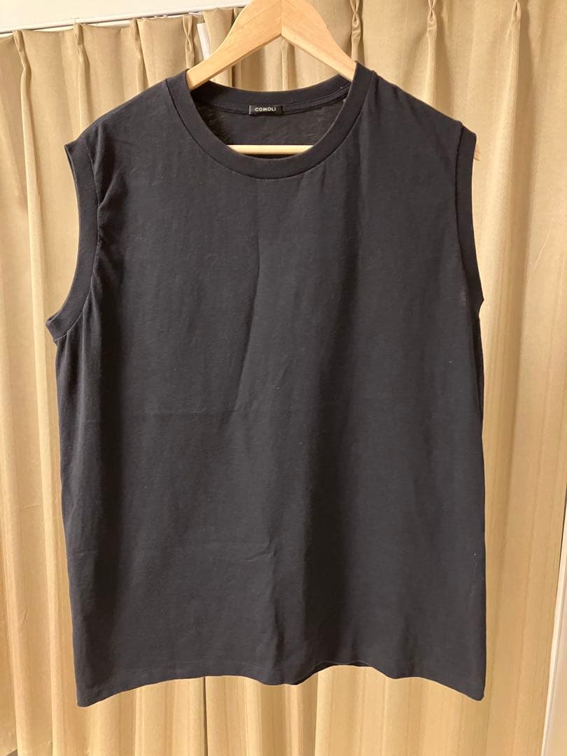 comoli ノースリーブ　サイズ3
