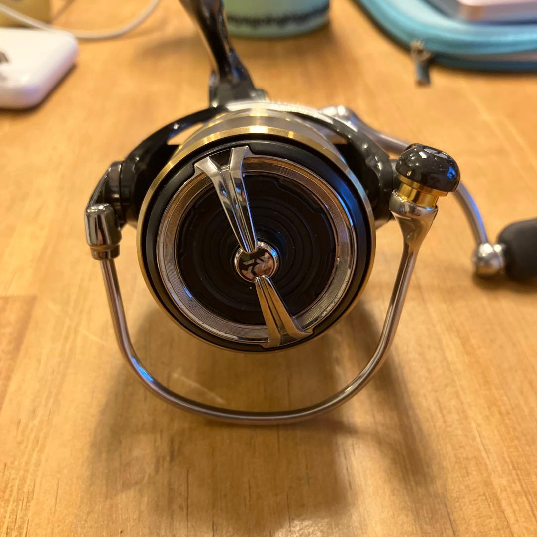 20ルビアス FC LT2500S 替スプール付き