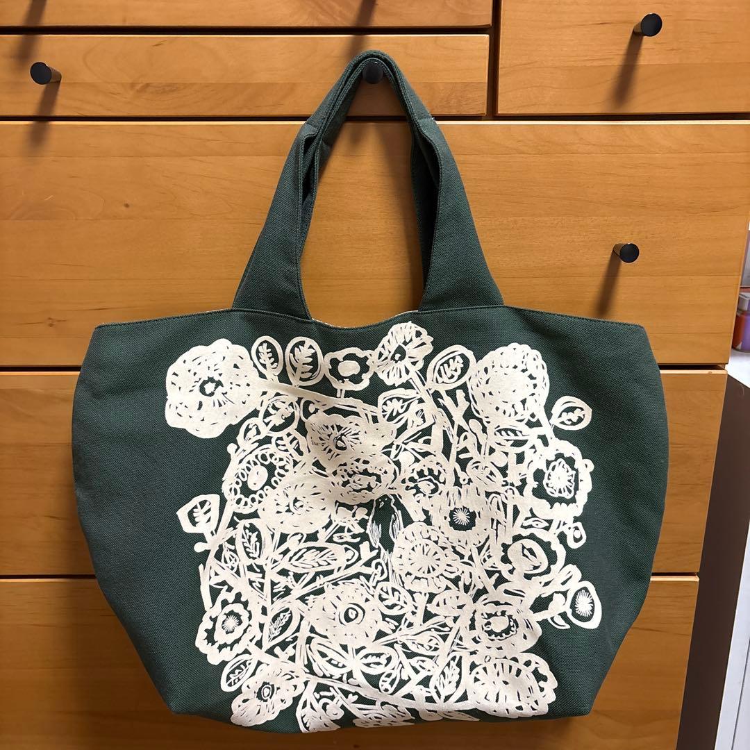 mina perhonenのflower nest パニーニ　フラワーネスト