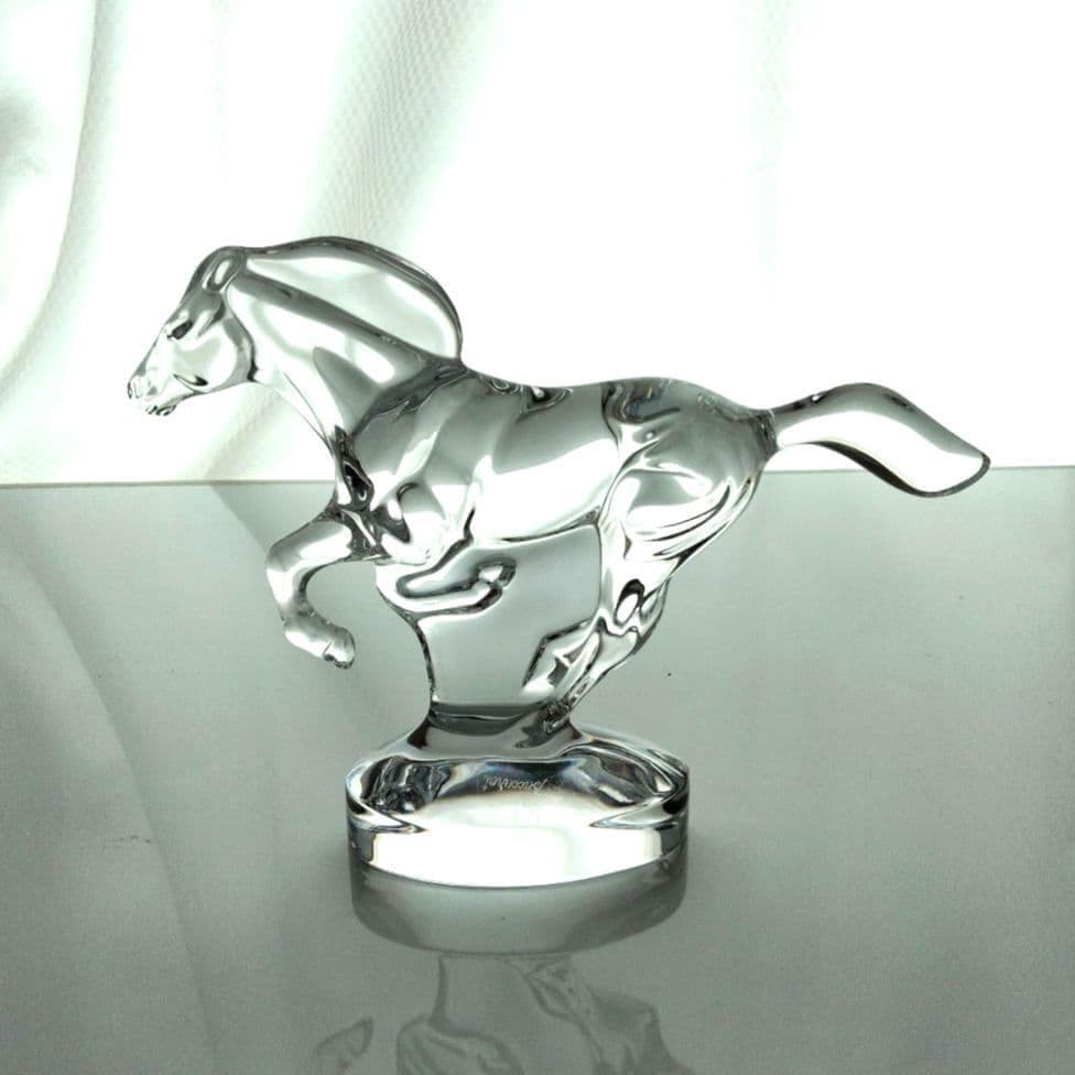 バカラ　馬　ウマ　干支 置物 午年　Baccarat