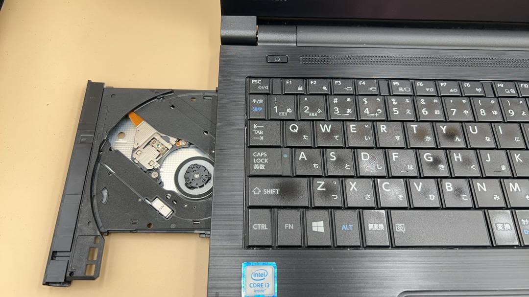 TOSHIBA dynabook B55 15.6インチ ノートパソコン