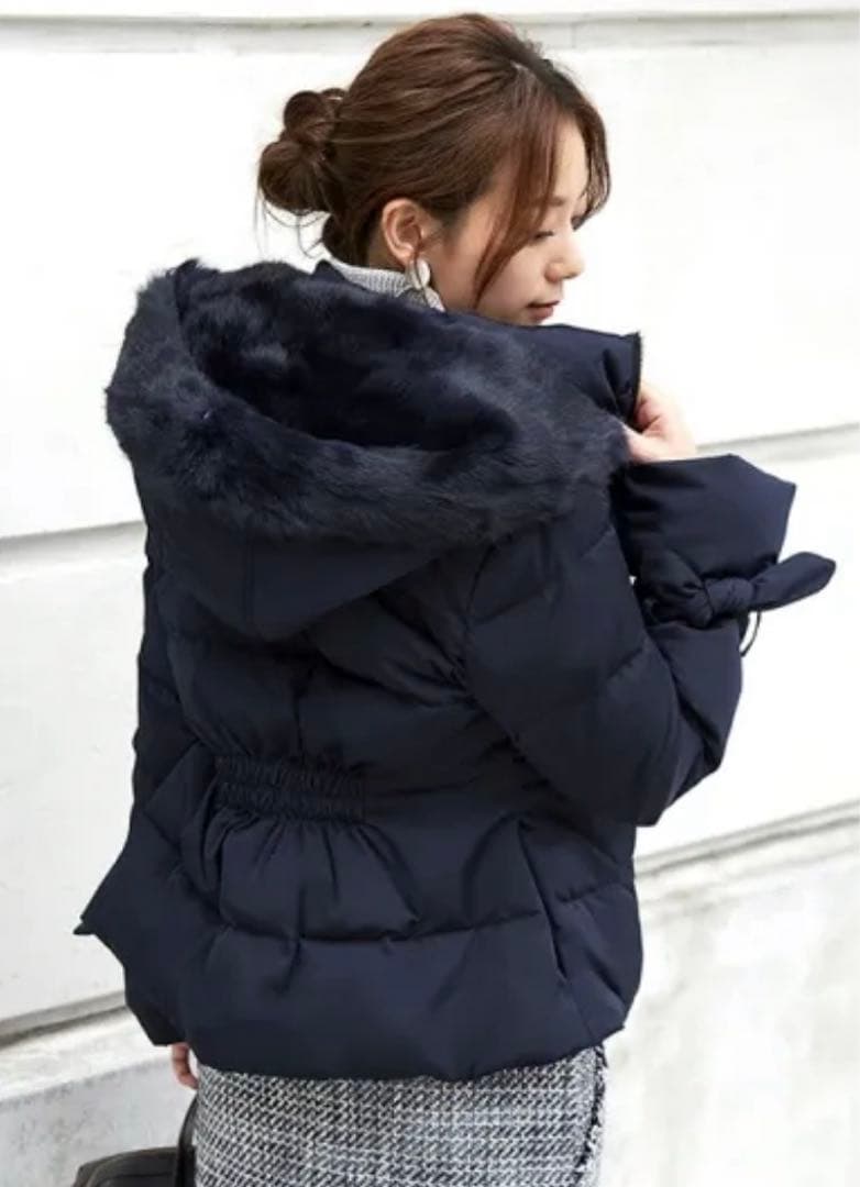 RUIRUE BOUTIQUE ラビットファーフードショートダウンジャケット