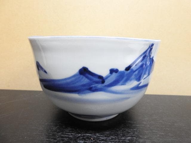 近藤悠三　寿山染付角鉢　共箱　MA１５５