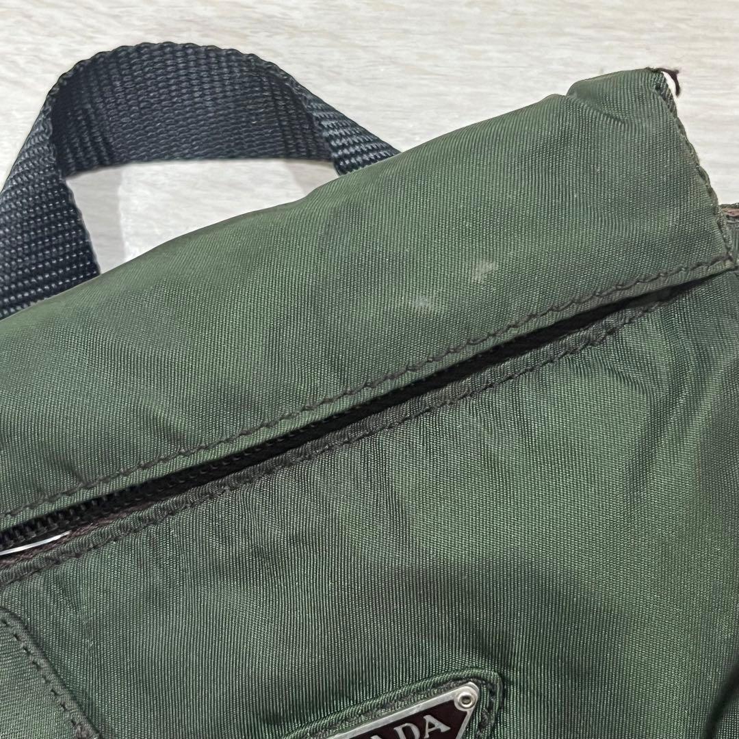 PRADA オリーブグリーン バックパック ミニリュック