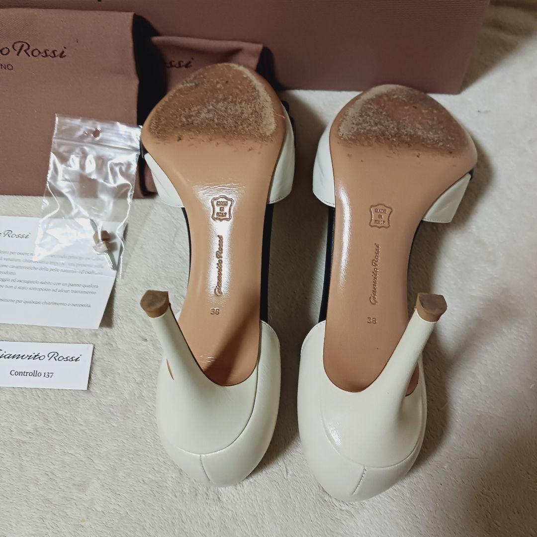 ジャンヴィトロッシ（Gianvito Rossi）パンプス　ドーセースタイル