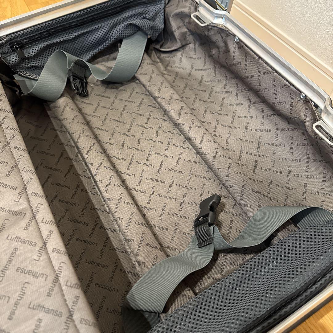 【廃盤希少】Rimowa リモワ　ルフトハンザ　32L 機内持ち込み可能　2輪