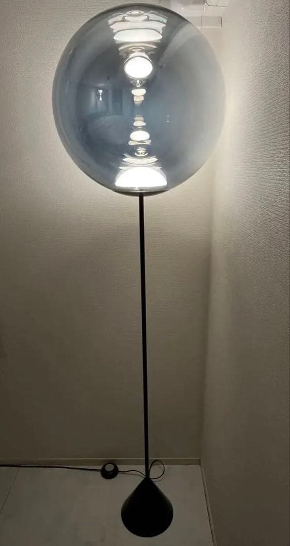 トムディクソン　Globe Floor 50 Cone