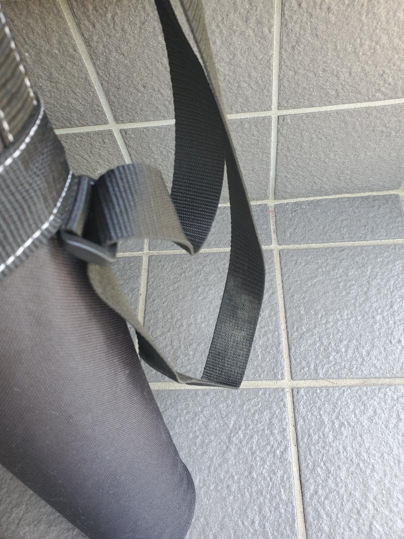 Marucci Cusher 19 バット ブラック/グリーン