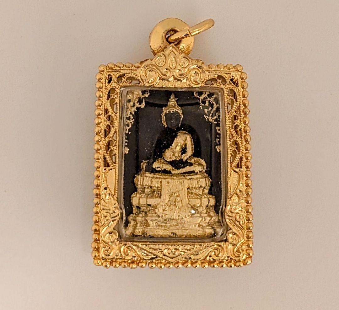 タイお守り　プラソムデット・パヤーニウダム　ワット・マイバーンドーン