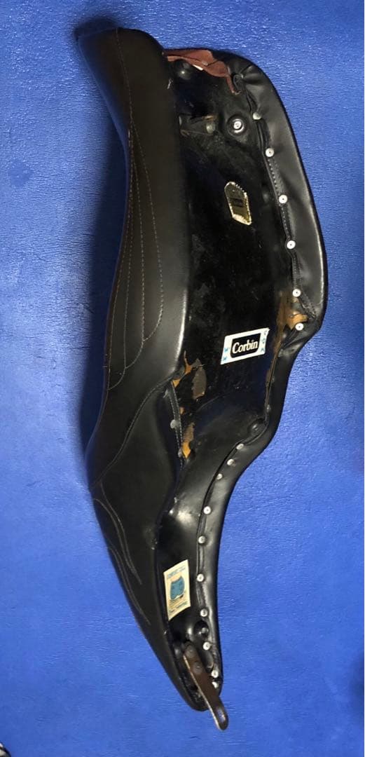 ホンダ　ワルキューレ　本革　コルビンシート　バックレフト取り付け穴付き