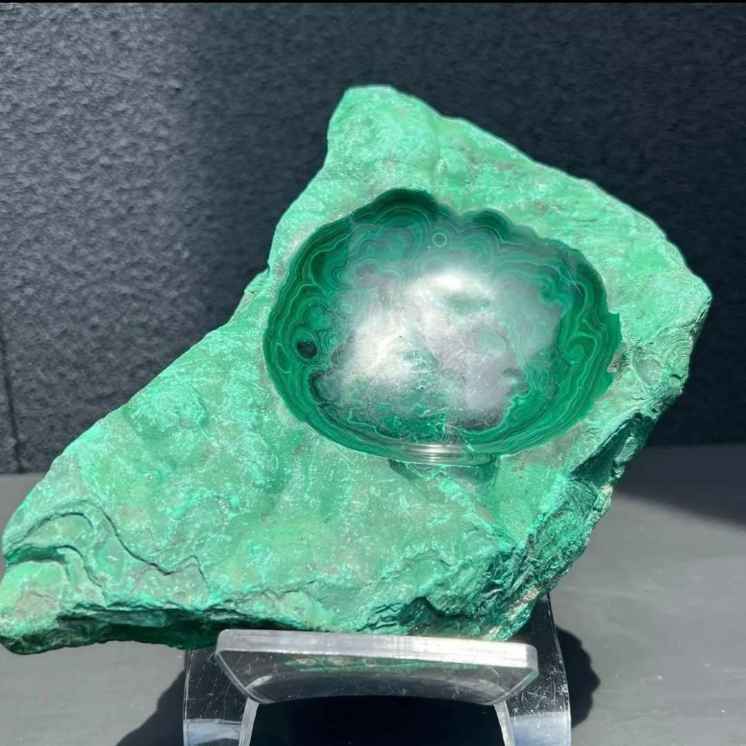 ☆癒される模様と色合い☆強いヒーリングパワー☆マラカイト 原石 浄化皿 天然石