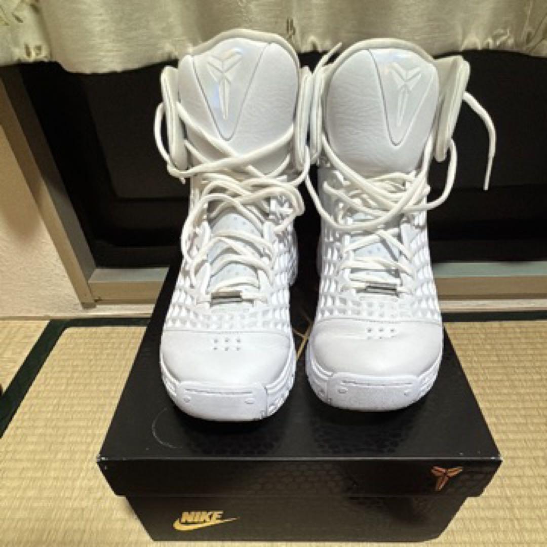 Nike Kobe 3 Protro \"Halo\" バスケットボールシューズ