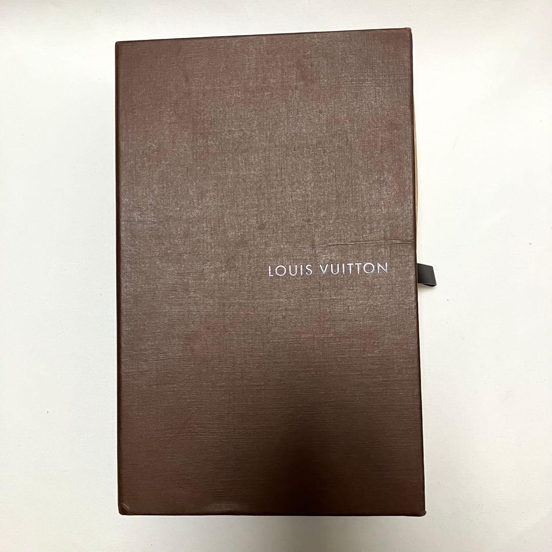 ルイヴィトン エピ ジッピーウォレット ラウンドファスナー 長財布 ブラック