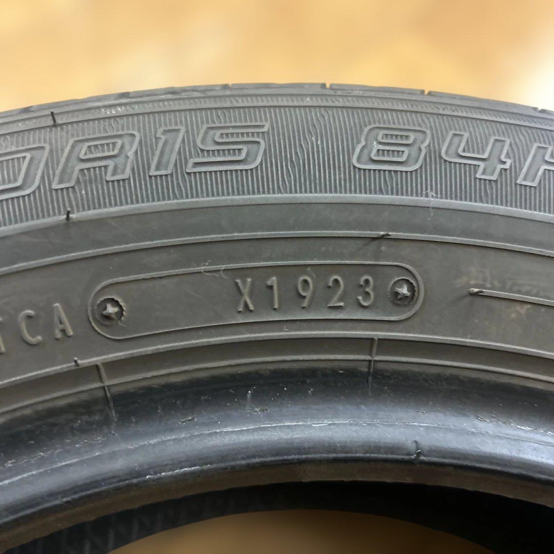 アクア　ヤリスなど 185/60R15 8分山ぐらい　ノーマルタイヤ2本セット