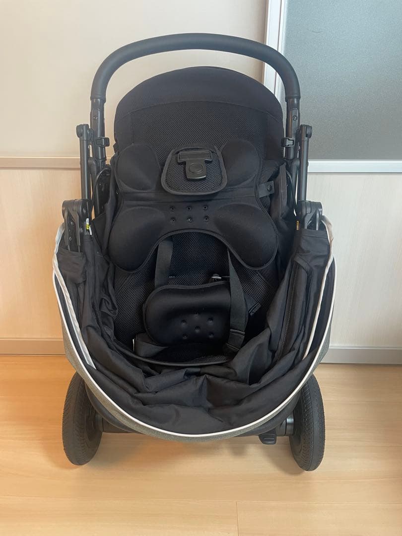 極美品　Aprica スムーヴプレミアム 折りたたみ式ベビーカー　黒　グレー