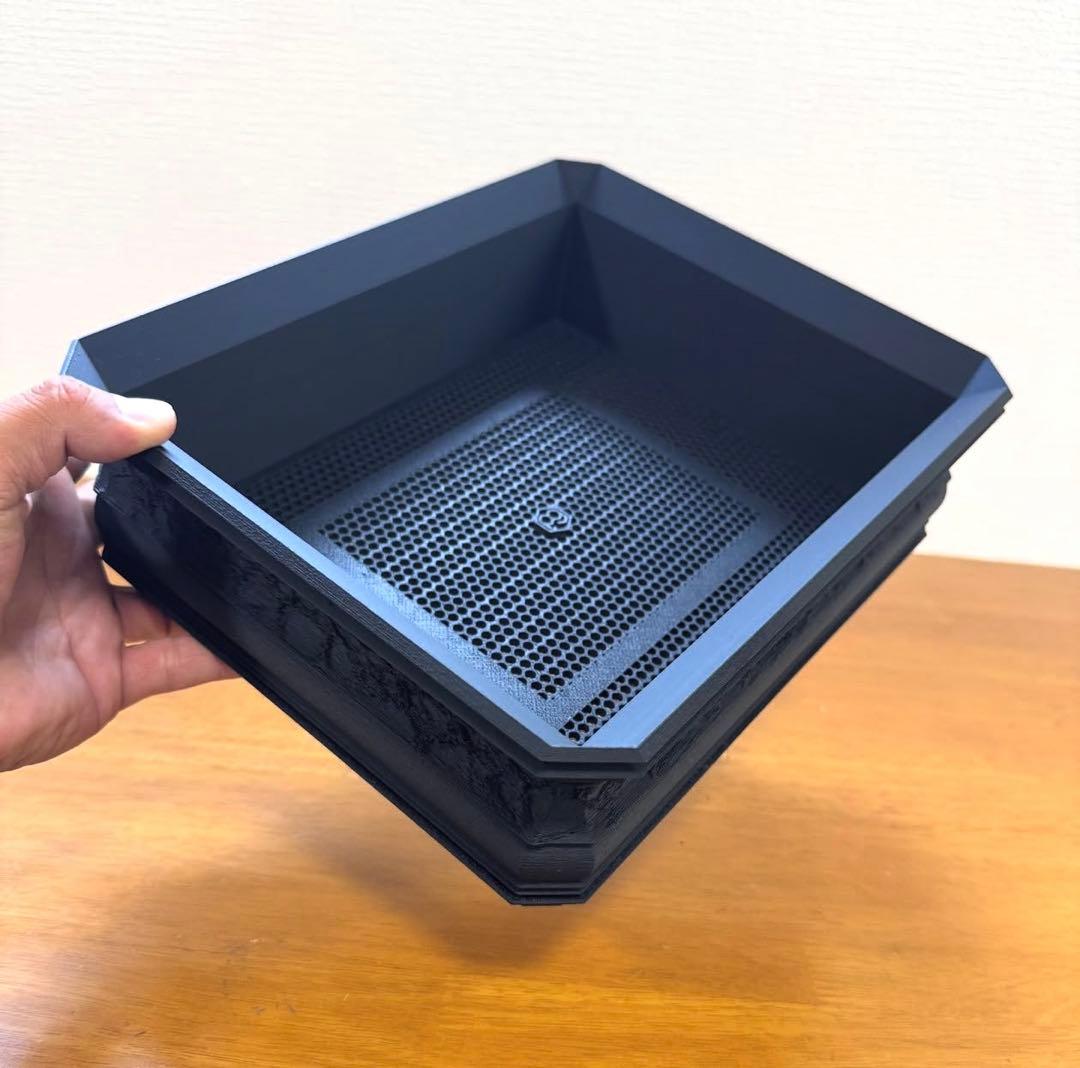 25センチ　角鉢