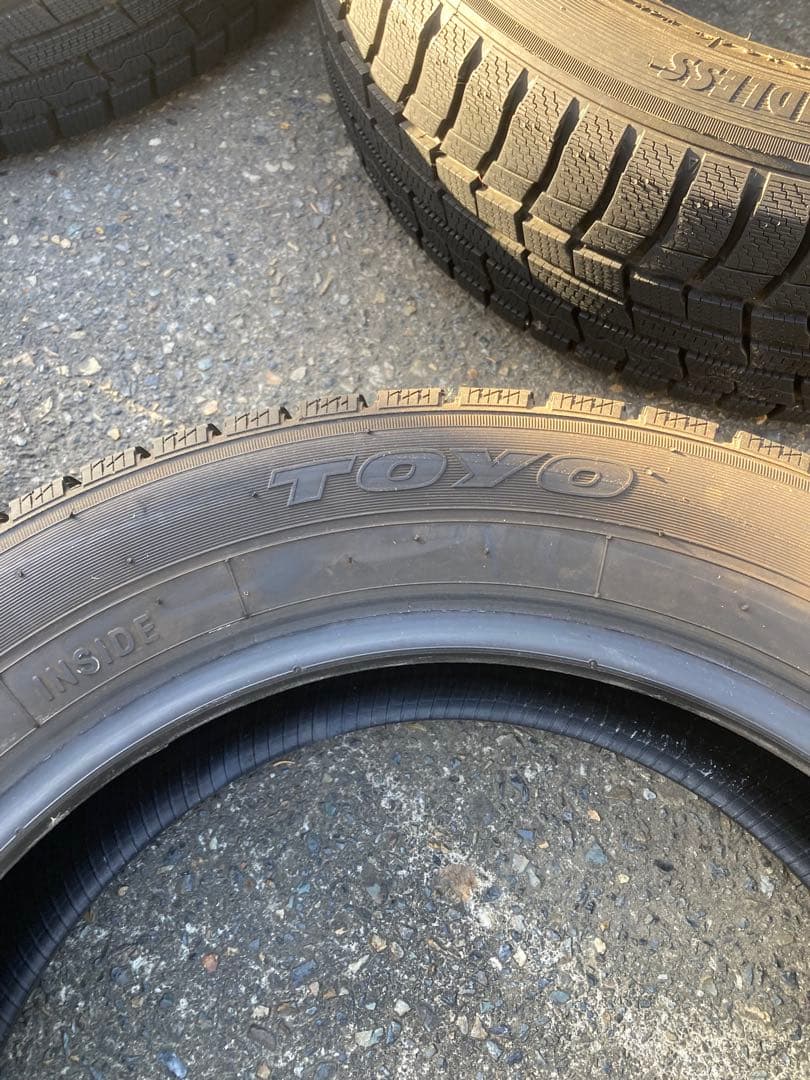 TOYO 165/65R15 スタッドレスタイヤ 4本セット送料込み