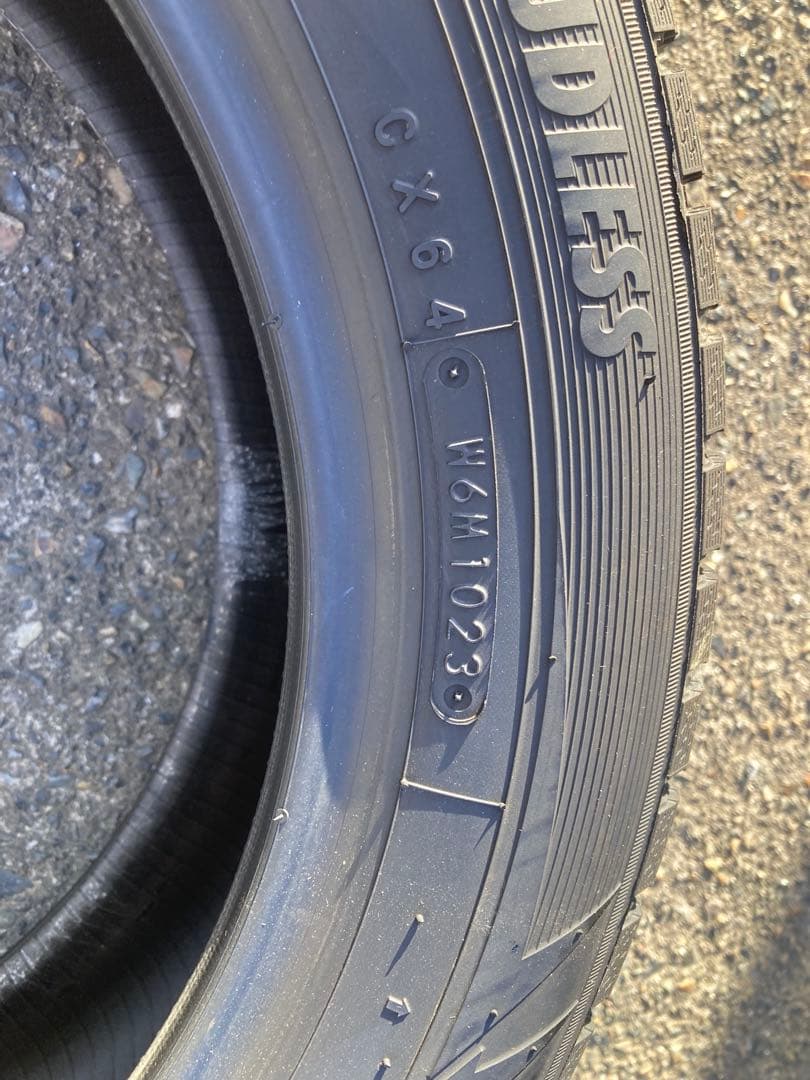 TOYO 165/65R15 スタッドレスタイヤ 4本セット送料込み