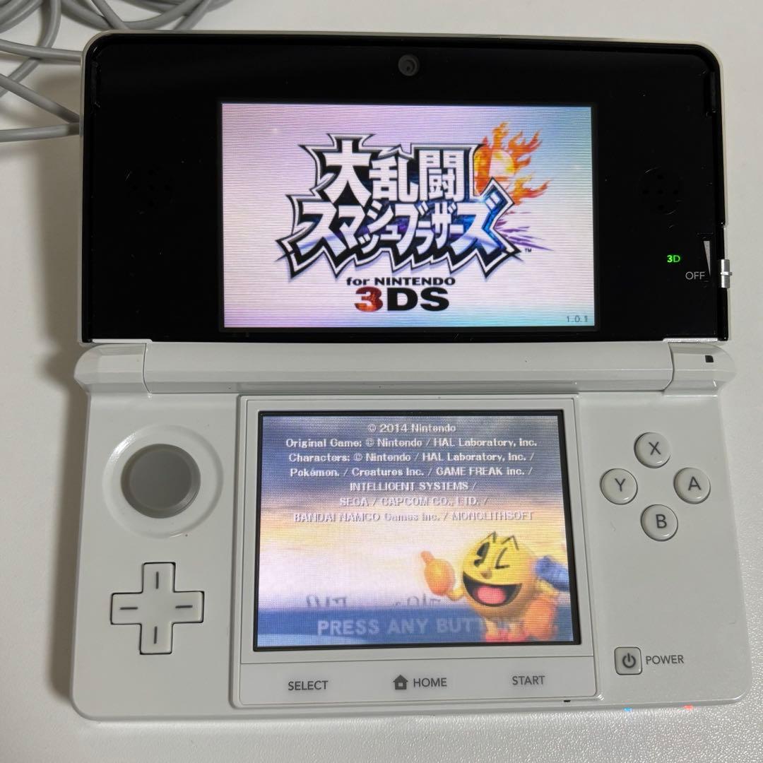 ニンテンドー 3DS ホワイト ソフトセット(大乱闘、マリオカートなど)