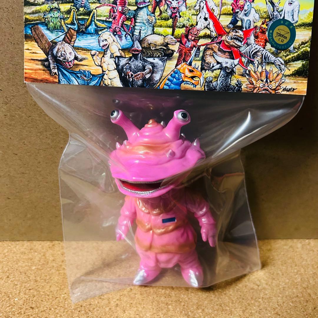 MAX TOY 怪獣 カネゴン ソフビ 墓場の画廊 ワンフェス