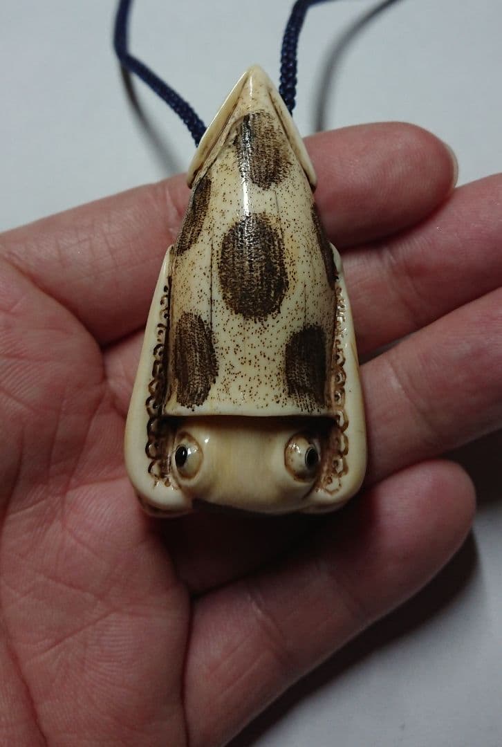 根付 烏賊 イカ 彫刻 アンティーク