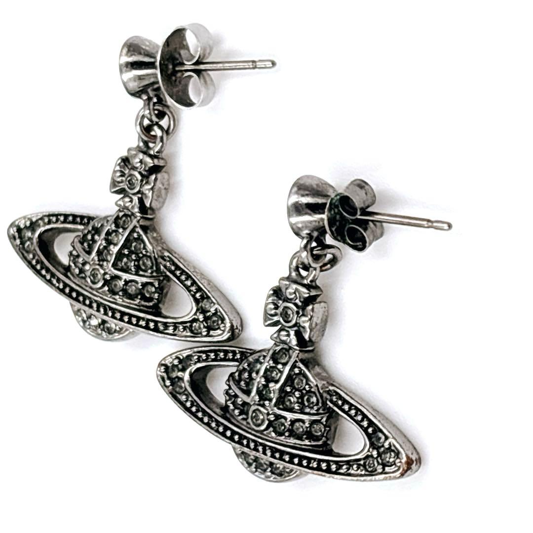 Vivienne Westwood オーブ ミニ バス レリーフ ピアス