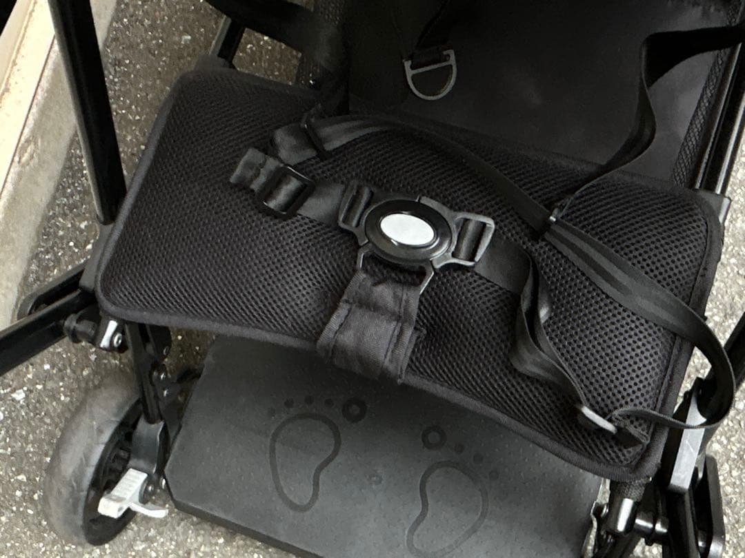 カトージ 二人乗りベビーカー 二人でゴー（ブラック）