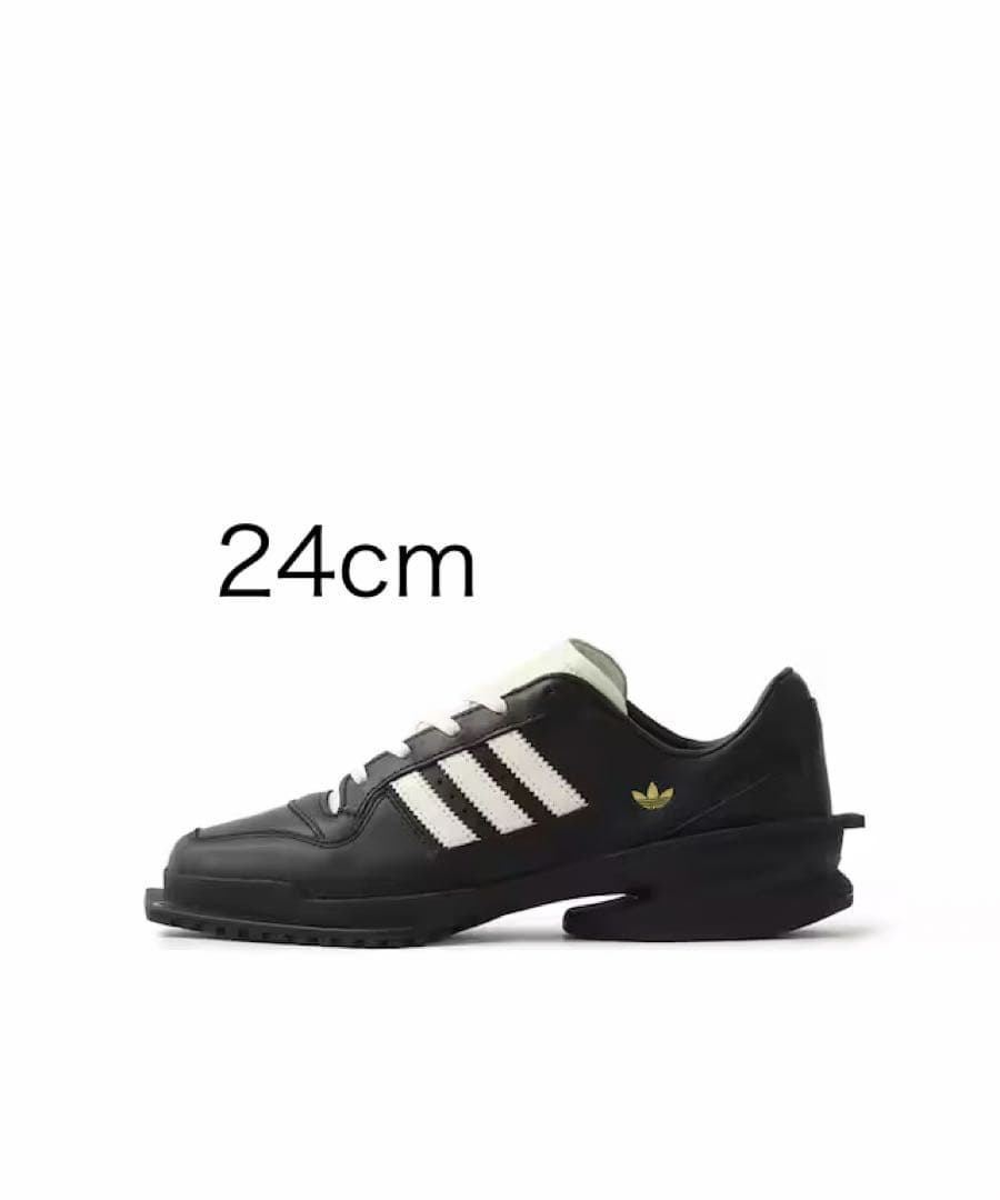 靴 adidas FORUM SQ W 24cm