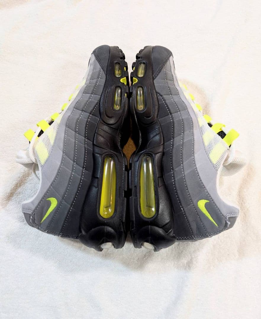 毎日値下げ　ナイキ エアマックス95 イエローグラデ 2020☆正規品☆美品☆