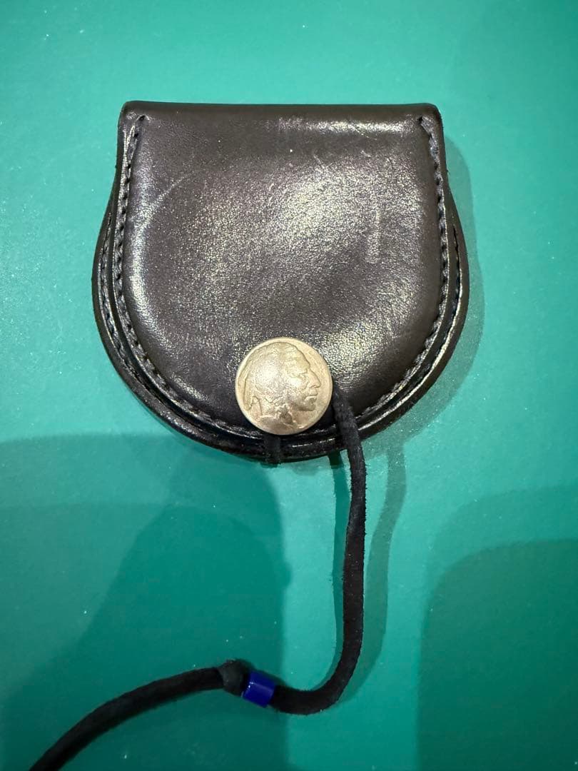 goro's 丸型小銭入れ (黒)