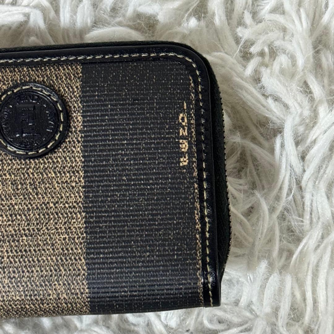 新品未使用✨FENDI フェンディ ペカン ケース 小銭入れ 63447