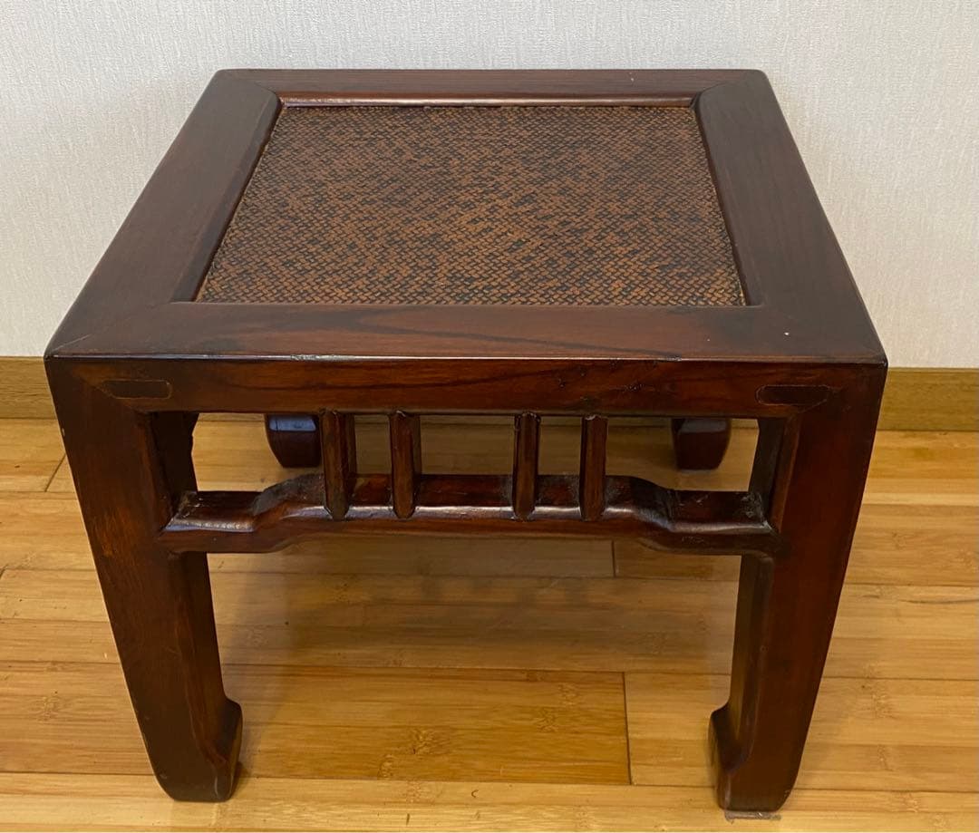 古民具　アンティーク　古材木製　珍しいデザイン。釘使わず素敵の花になります。