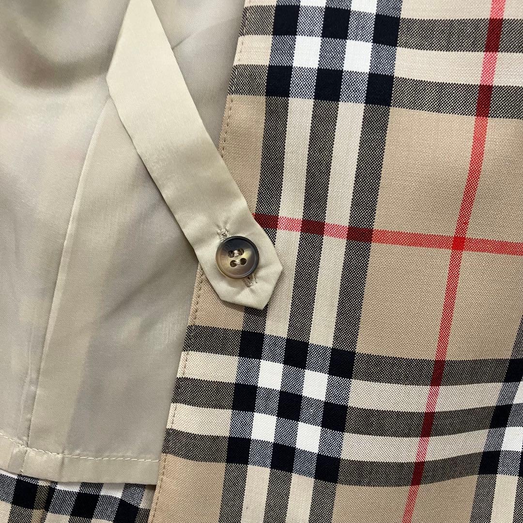 Burberry チェック柄 スカート