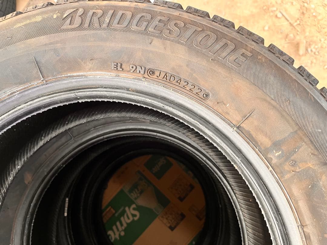 195/65R15 ブリヂストン　スタッドレス　4本セット