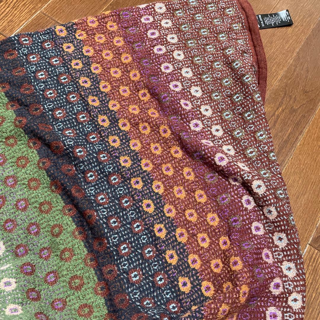 カトリーヌ　アンドル　▪️シリアルナンバーあります。大判ジャガードストール