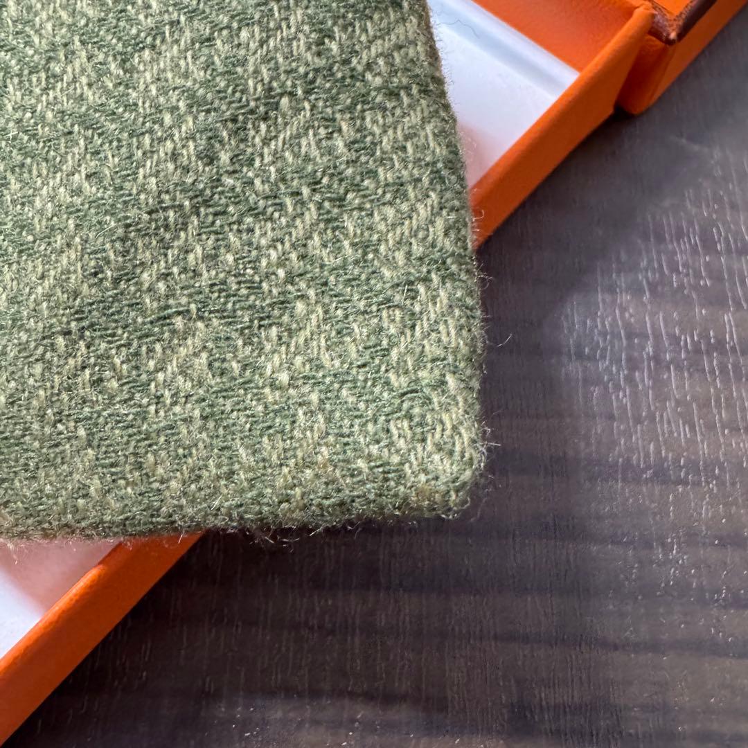 最高級 HERMES カシミヤ100% ヘリンボーン ネクタイ オリーブグリーン