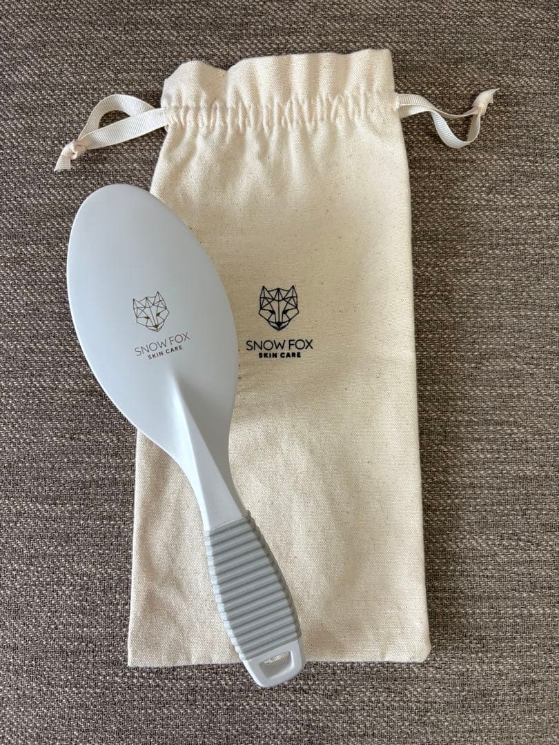  FOX ヘアブラシ 収納袋付き