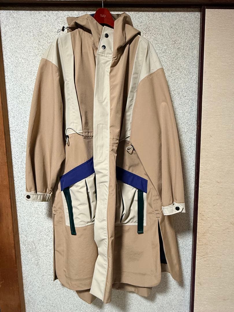 UN3D. ミニマルマウンテンコート2 ベージュ