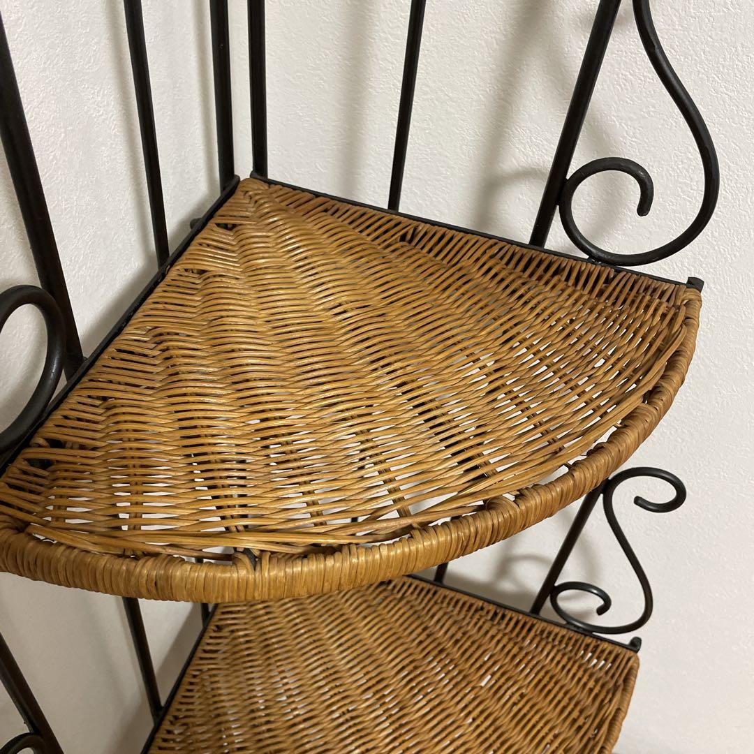 アンティーク調 アイアンフレーム 3段コーナーラタンラック 飾り棚 花台 レトロ