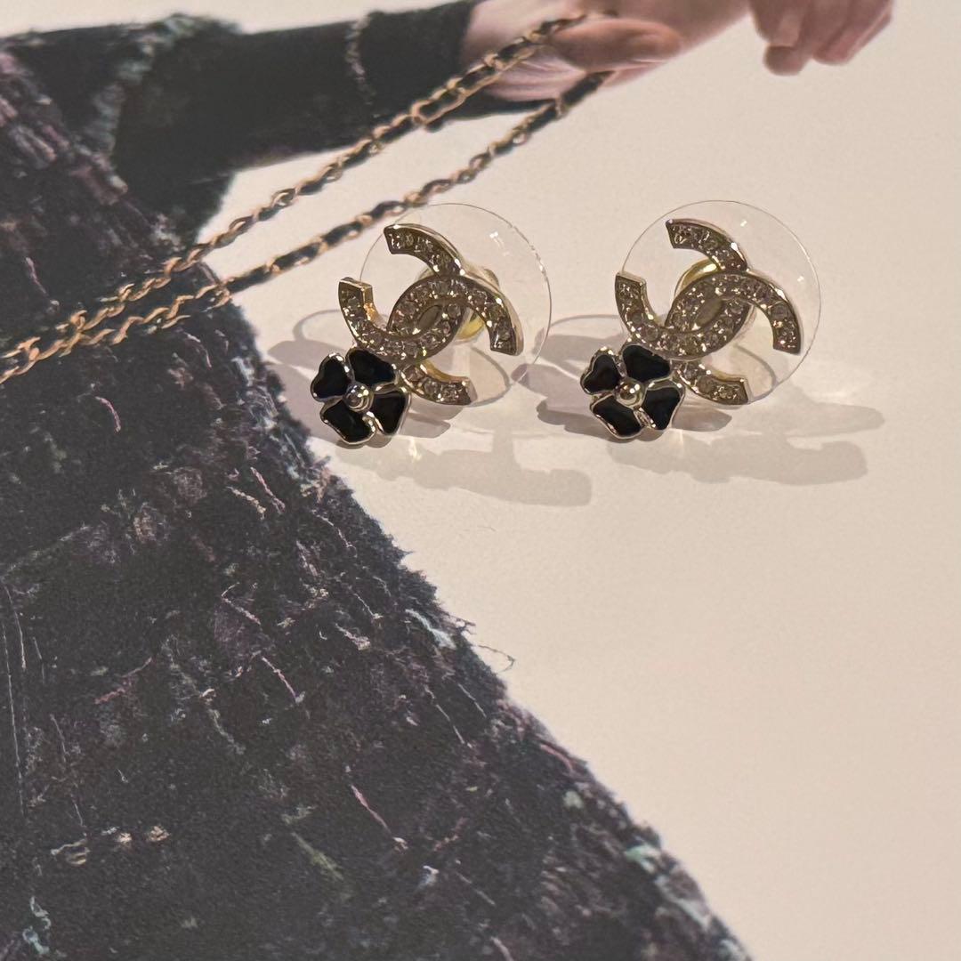 シャネル　ピアス　美品