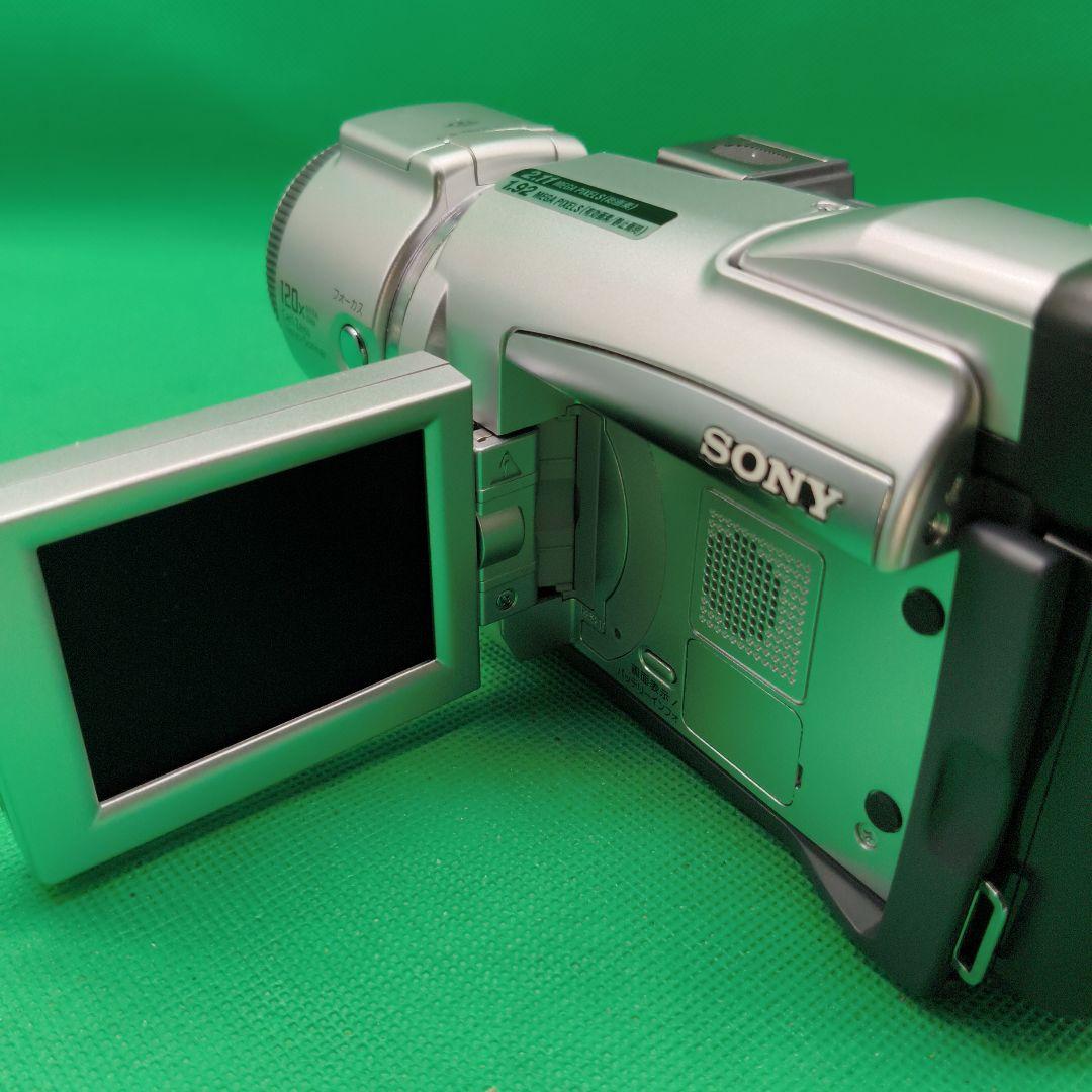 【ナイトショット付き】Sony Handycam DCR-TRV70 ミニDV