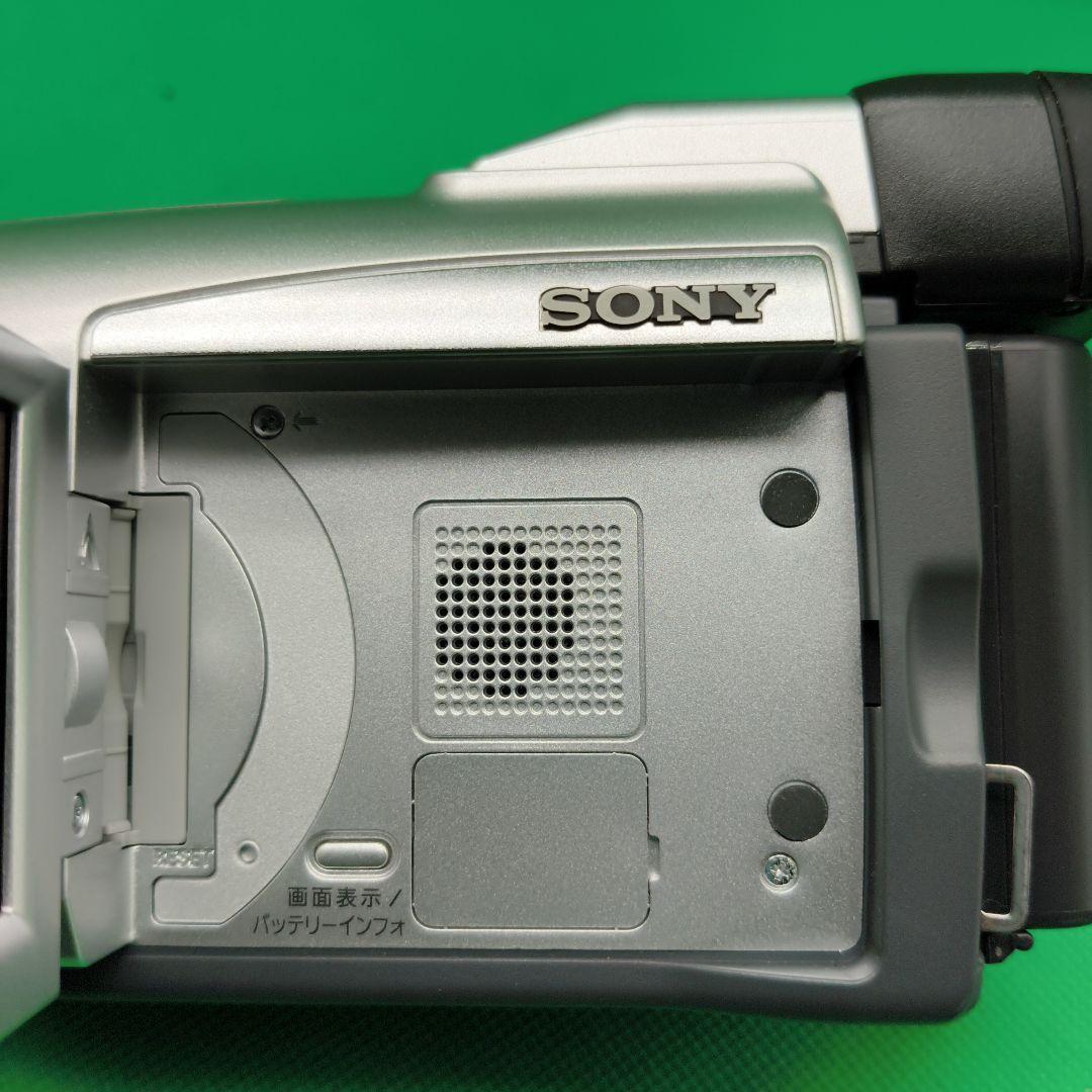 【ナイトショット付き】Sony Handycam DCR-TRV70 ミニDV