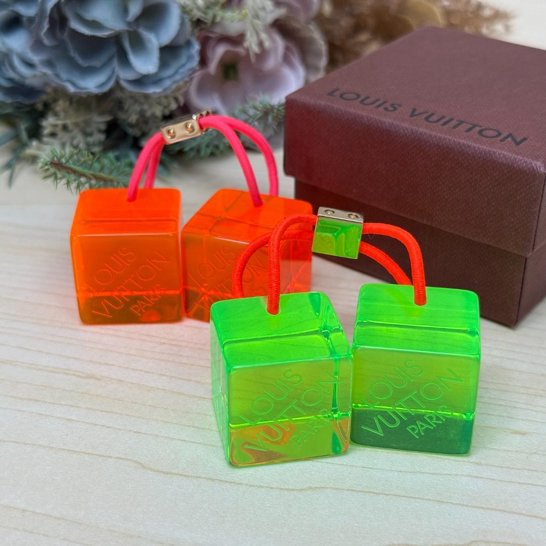ルイヴィトン キューブ ヘアゴム 2個セット グリーン オレンジ 箱付き
