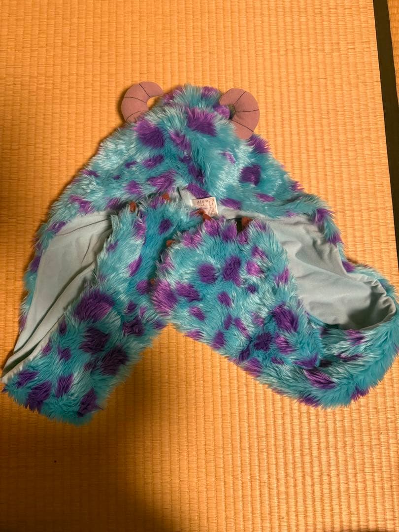 ディズニー　サリーマフラー　ファンキャップ