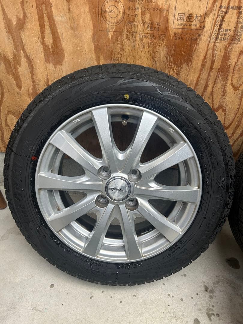 パッソ165/65R14 ヨコハマスタッドレス、アルミ、ナットセット　バリ溝